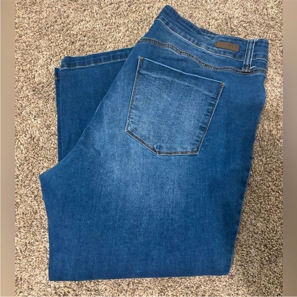 Kut from the Kloth 18w skinny crop Jeans - Picture 4 of 5